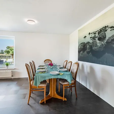 Holiday home Sonja Waabs